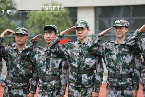 酒吧事件吃瓜军训,军训生活再掀波澜